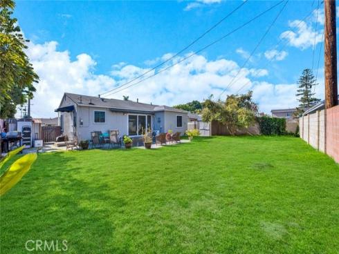 7901  Rockwell   Avenue, Midway City, CA