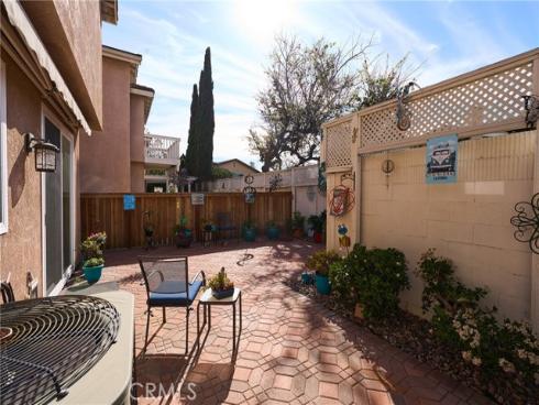 7801  Pacific   Circle, Midway City, CA