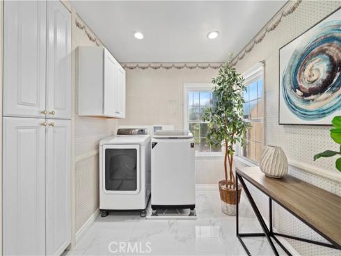 7802  Darwin   Avenue, Midway City, CA