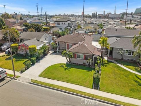 7802  Darwin   Avenue, Midway City, CA