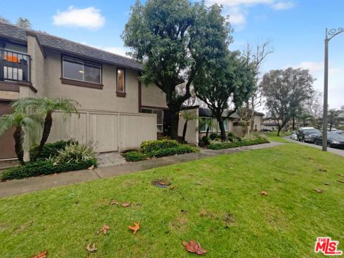 26436 Via Roble 35 , Mission Viejo, CA