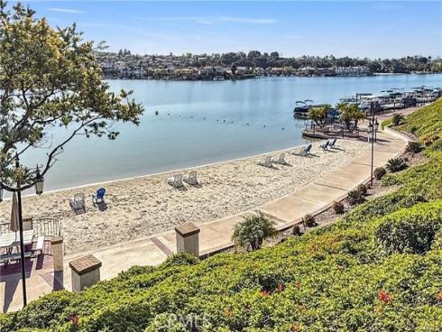 22372 Estallens 47 , Mission Viejo, CA