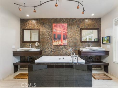 23232 Villena , Mission Viejo, CA