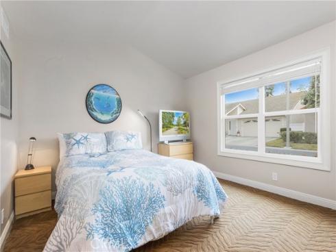 23232 Villena , Mission Viejo, CA