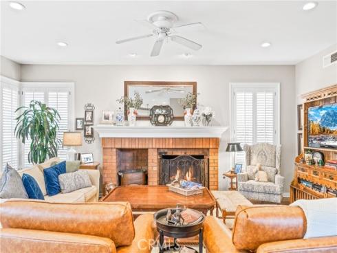 22432 Rosebriar , Mission Viejo, CA