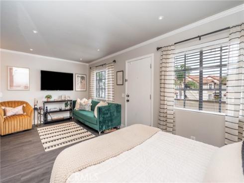 23325 La Crescenta D , Mission Viejo, CA