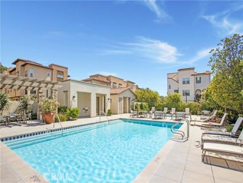 83 Hideaway Loop , Mission Viejo, CA