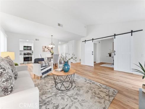 28133 Espinoza , Mission Viejo, CA