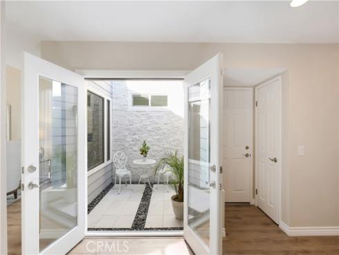 23245  Villena  , Mission Viejo, CA