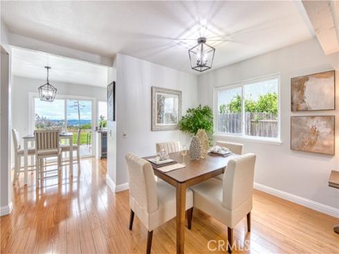 22911 Via Santiago , Mission Viejo, CA