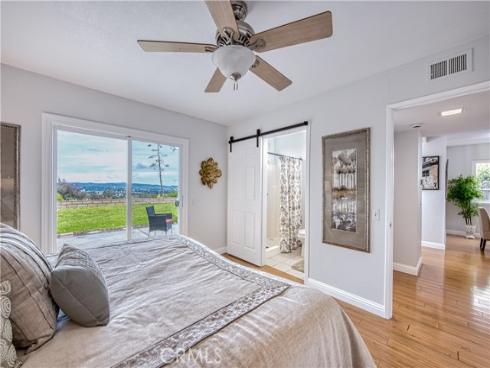 22911 Via Santiago , Mission Viejo, CA