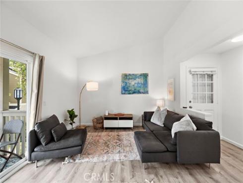 26166 Los Viveros 222 , Mission Viejo, CA