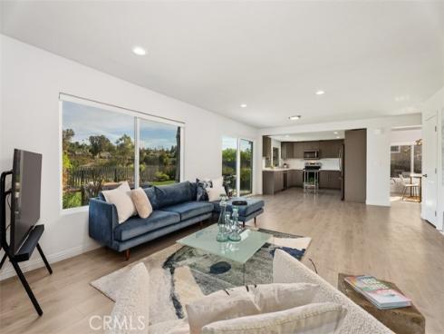 24682  Via San Fernando  , Mission Viejo, CA