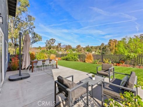 24682  Via San Fernando  , Mission Viejo, CA