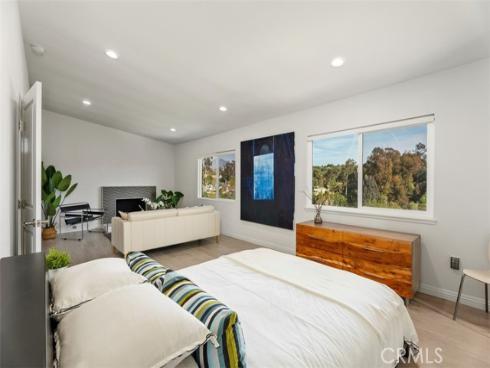 24682  Via San Fernando  , Mission Viejo, CA