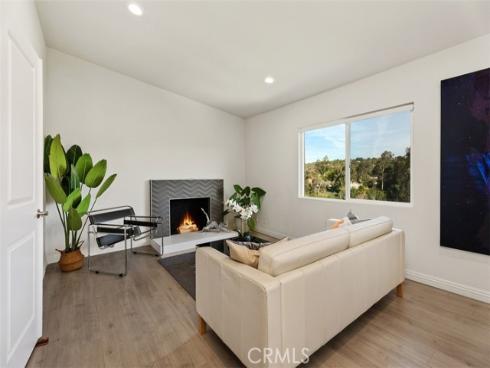 24682  Via San Fernando  , Mission Viejo, CA