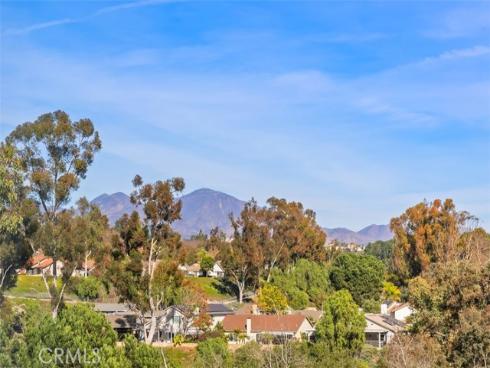 24682  Via San Fernando  , Mission Viejo, CA