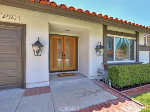 24362 Via Santa Clara , Mission Viejo, CA