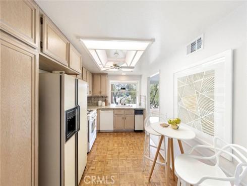 23586  Villena  , Mission Viejo, CA