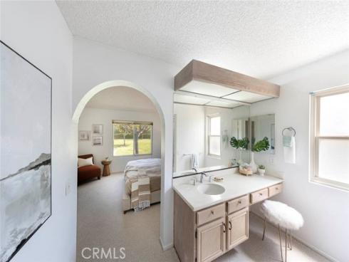 23586  Villena  , Mission Viejo, CA