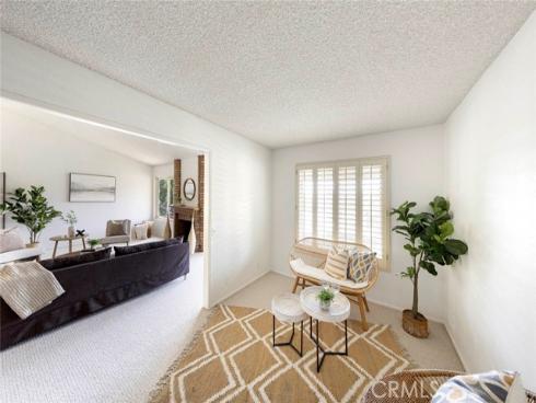 23586  Villena  , Mission Viejo, CA