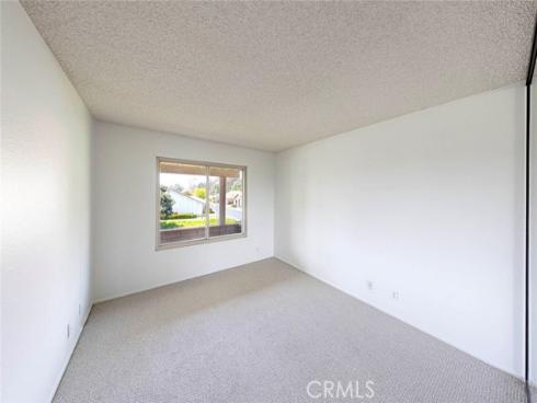 23586  Villena  , Mission Viejo, CA