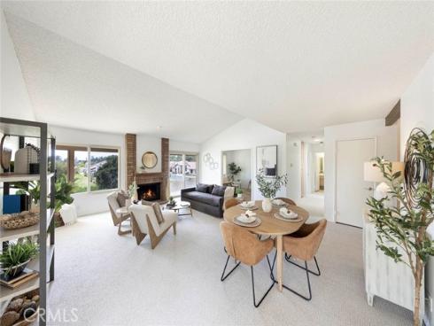 23586  Villena  , Mission Viejo, CA