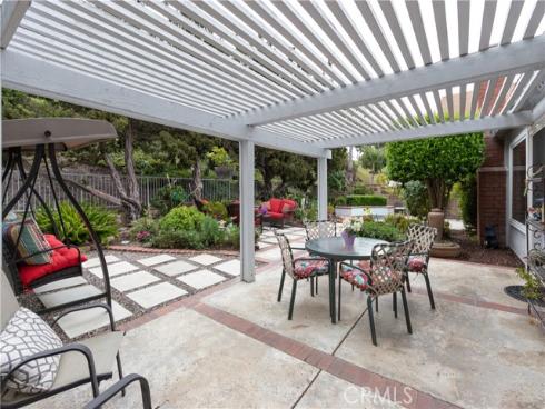 27742 Sinsonte , Mission Viejo, CA