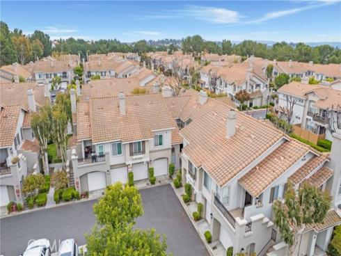 273 California Court, Mission Viejo, CA