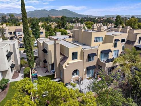 27812 Violet 140 , Mission Viejo, CA