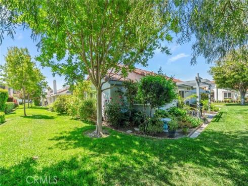 27681 Via Rodrigo , Mission Viejo, CA