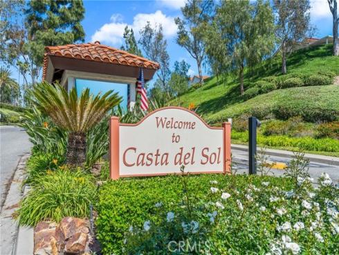 27681 Via Rodrigo , Mission Viejo, CA