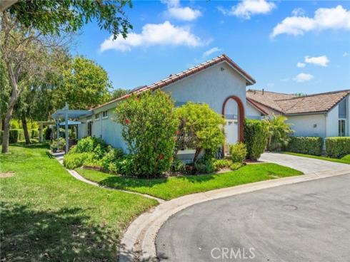 27681 Via Rodrigo , Mission Viejo, CA