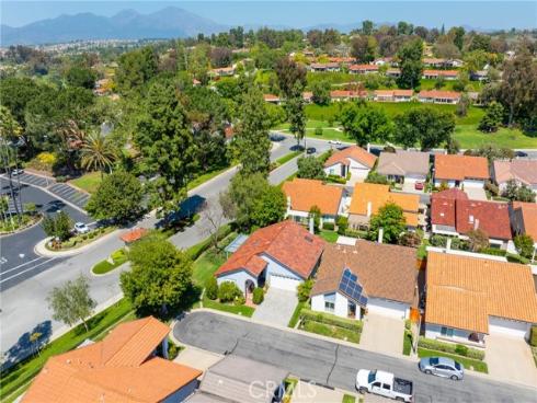 27681 Via Rodrigo , Mission Viejo, CA