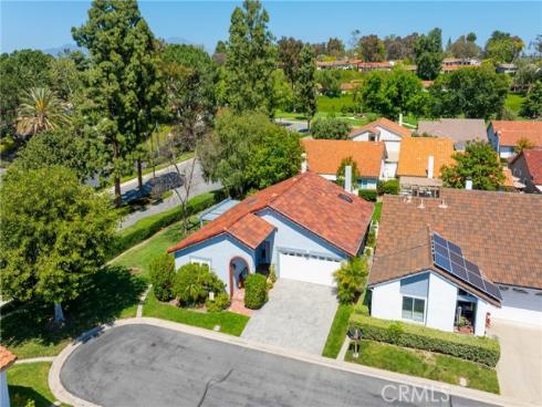 27681 Via Rodrigo , Mission Viejo, CA