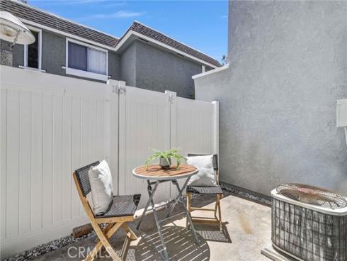 22963 Via Cereza 3A , Mission Viejo, CA