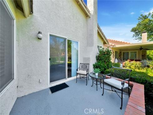 27652 Via Rodrigo , Mission Viejo, CA