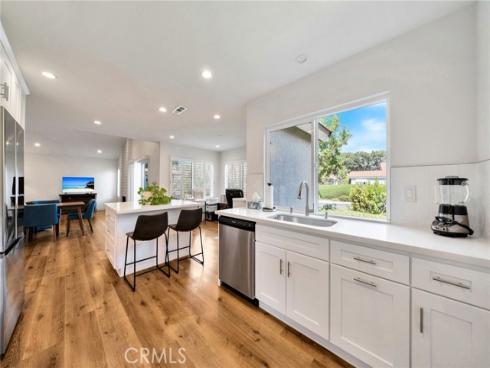 27652 Via Rodrigo , Mission Viejo, CA