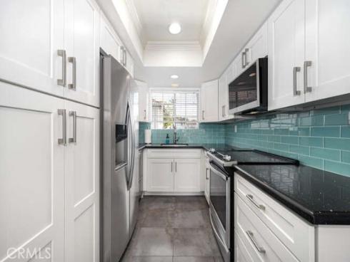 23391 La Crescenta 270C , Mission Viejo, CA