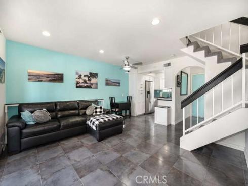 23391 La Crescenta 270C , Mission Viejo, CA
