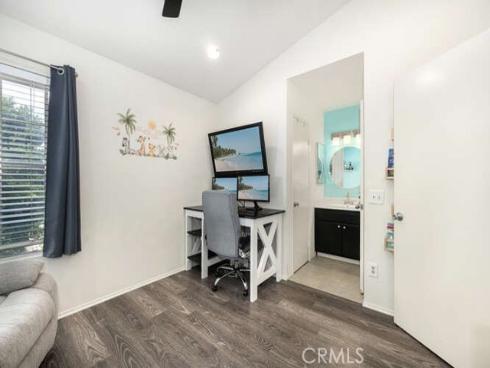 23391 La Crescenta 270C , Mission Viejo, CA