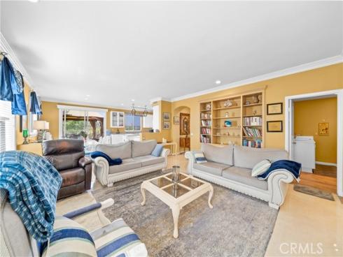 22541  Wakefield  , Mission Viejo, CA