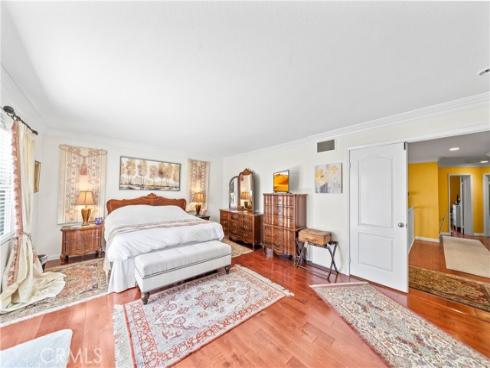 22541  Wakefield  , Mission Viejo, CA