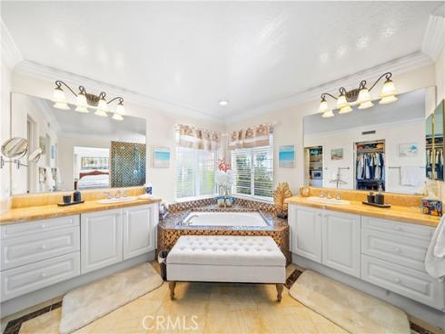 22541  Wakefield  , Mission Viejo, CA