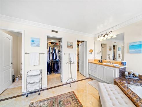 22541  Wakefield  , Mission Viejo, CA