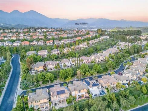 22541  Wakefield  , Mission Viejo, CA