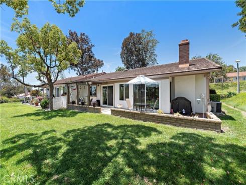 27972  Via Chocano  , Mission Viejo, CA