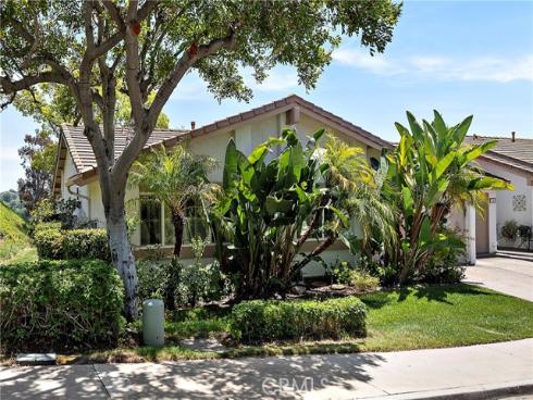 27972  Via Chocano  , Mission Viejo, CA