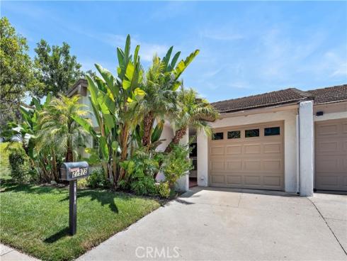 27972  Via Chocano  , Mission Viejo, CA