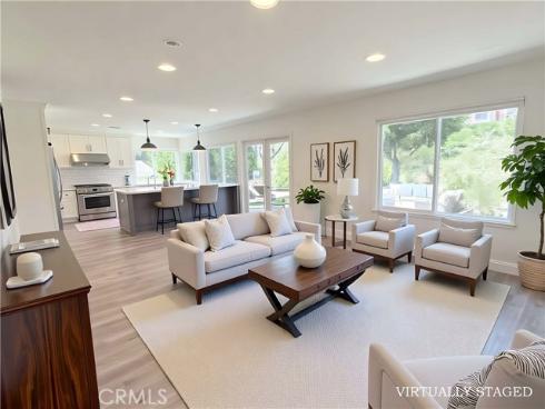 26871  Recodo Ln  , Mission Viejo, CA